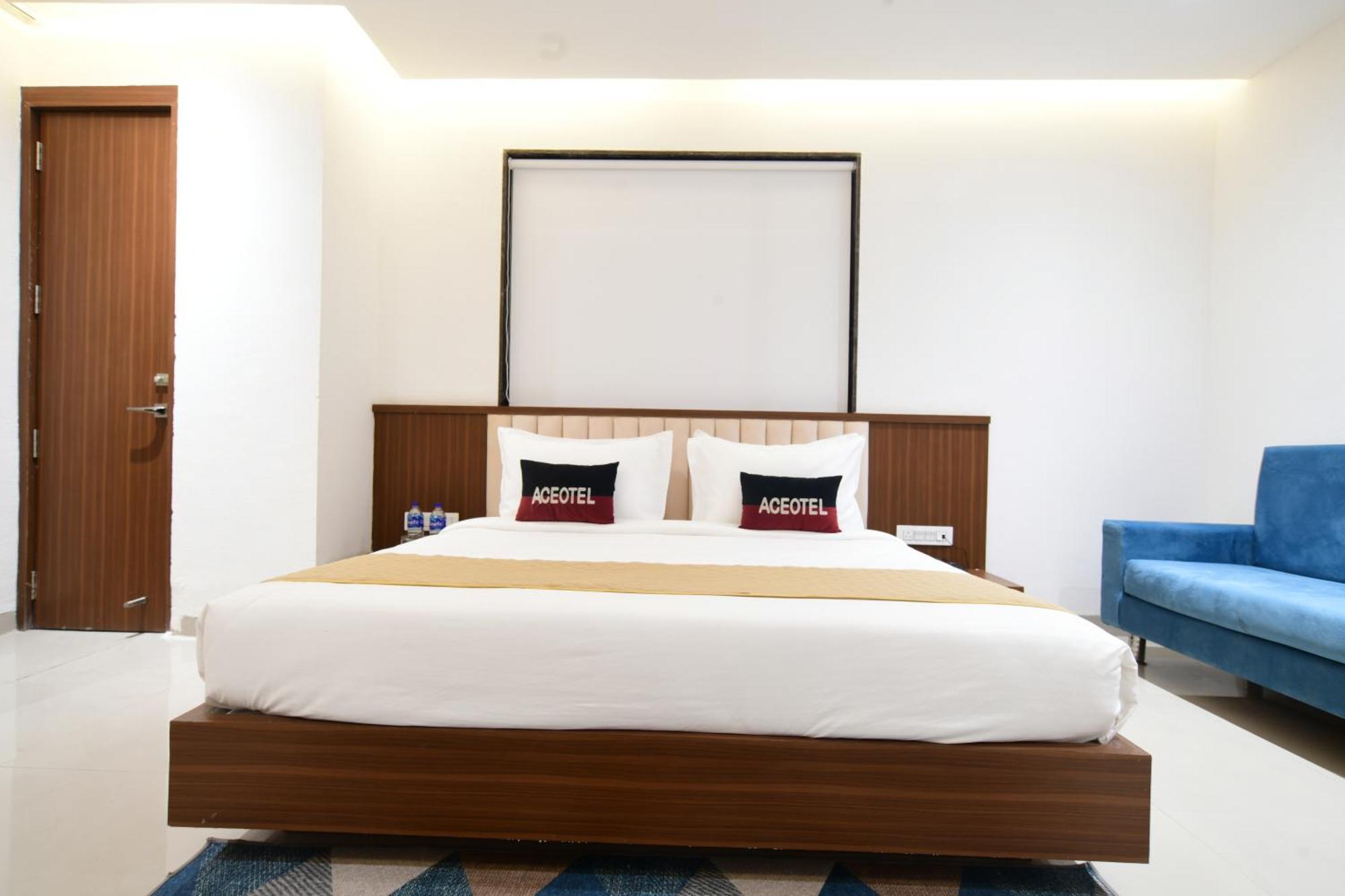 Aceotel Premier, Vijay Nagar
