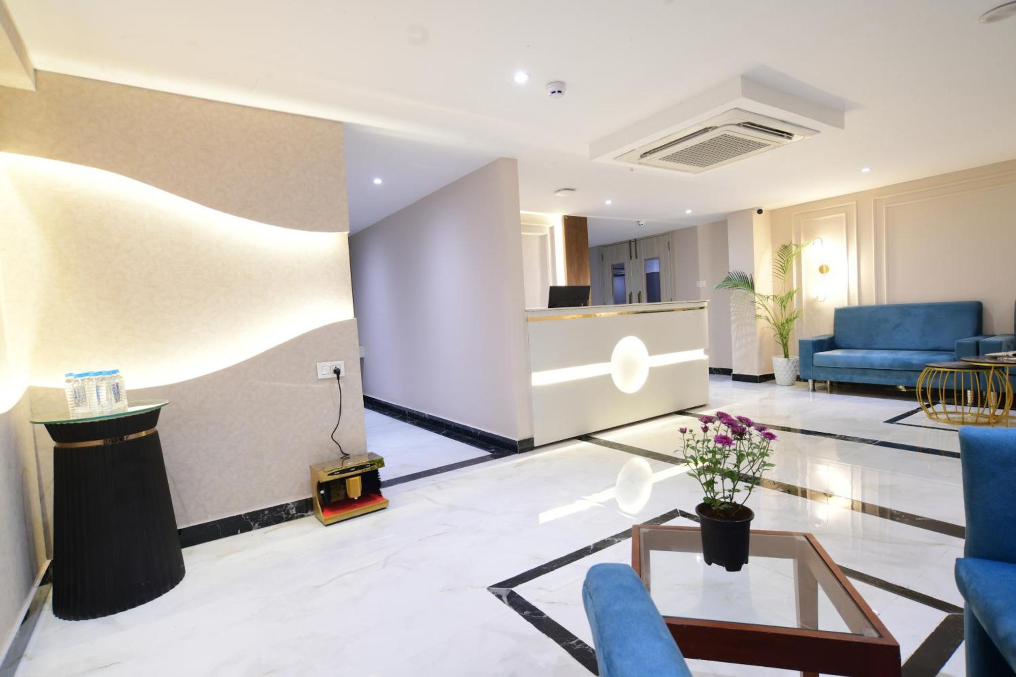 Hotel Aceotel Premier, Vijay Nagar Indore